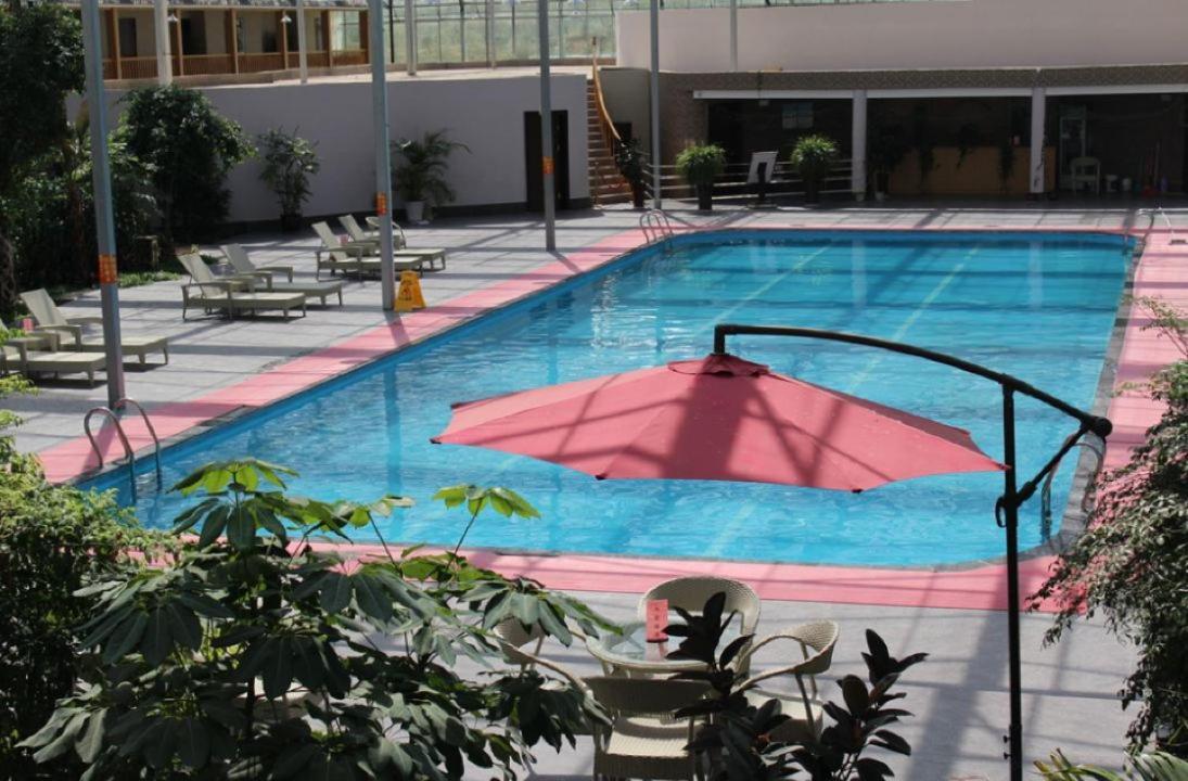Huashan Xinghe International Hotel Huayin エクステリア 写真