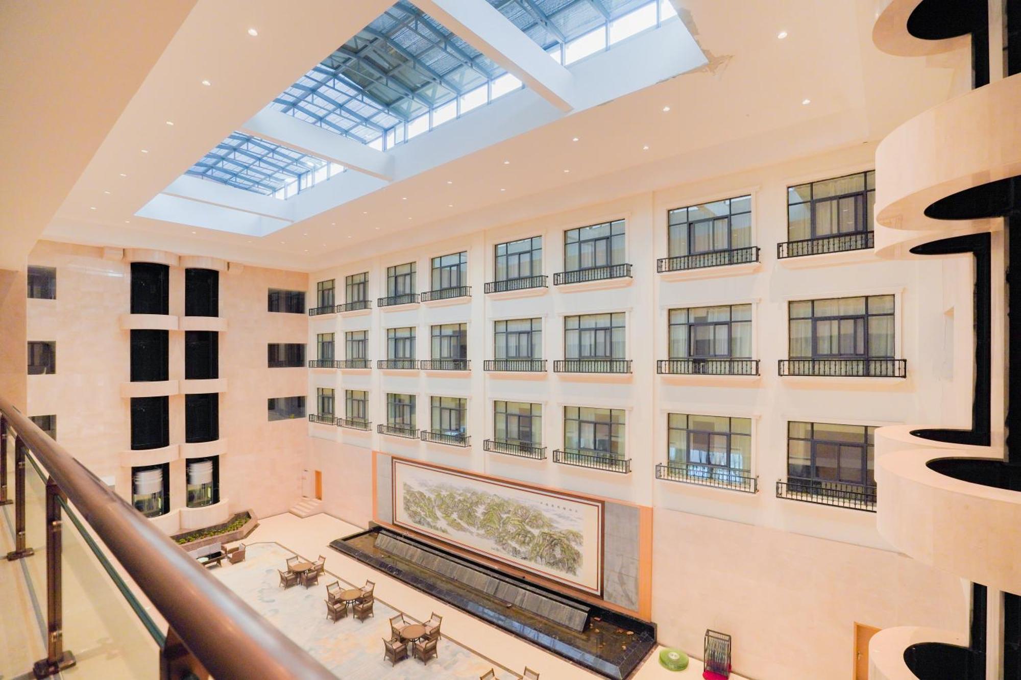 Huashan Xinghe International Hotel Huayin エクステリア 写真