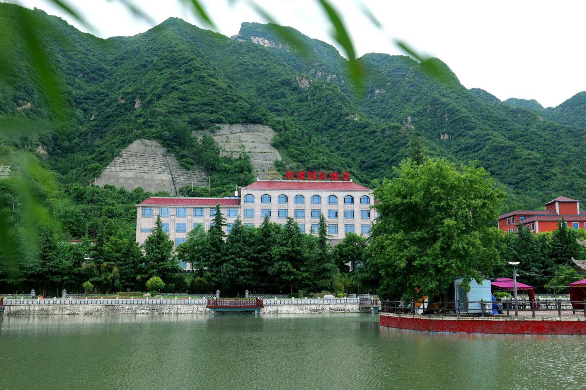 Huashan Xinghe International Hotel Huayin エクステリア 写真